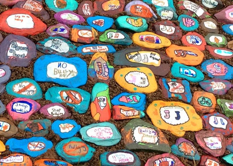 Queens Park Primary School- Anti Bully Pebbles- Paint